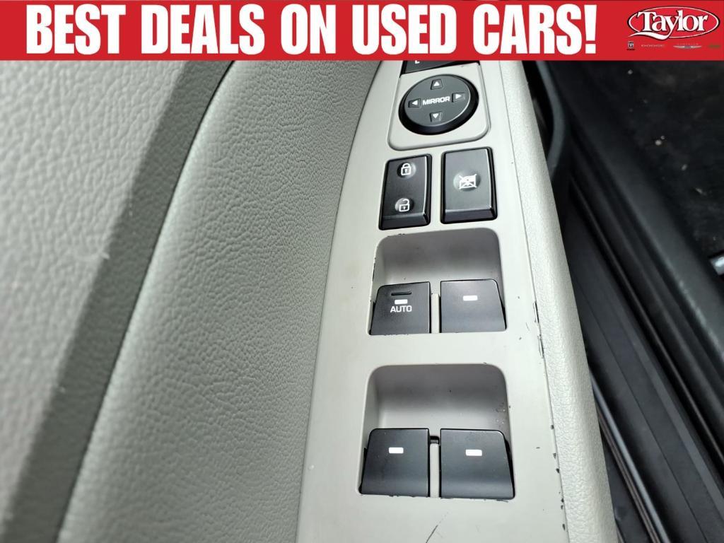used 2019 Hyundai Elantra car, priced at $19,394