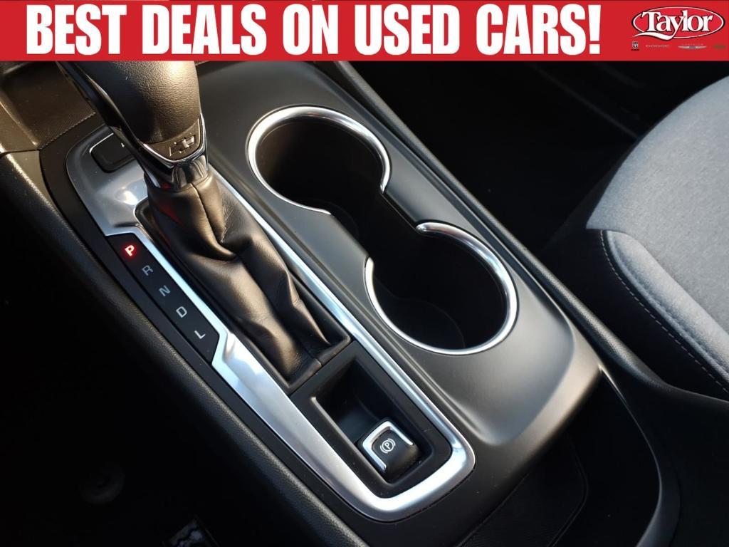 used 2022 Chevrolet Equinox car, priced at $19,517