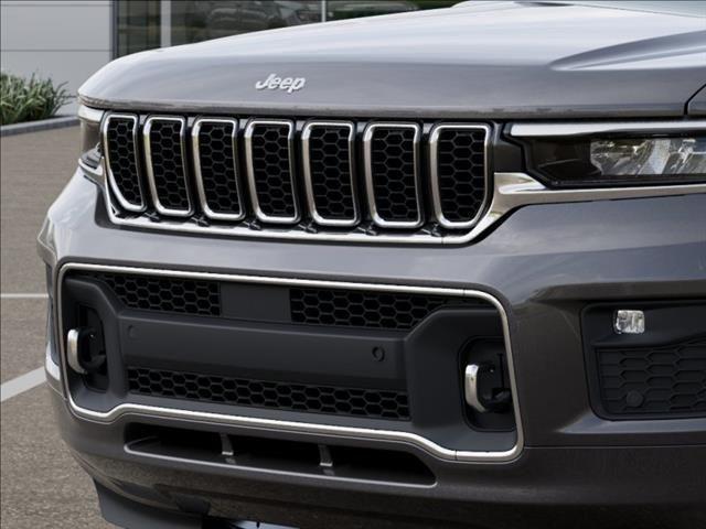 new 2025 Jeep Grand Cherokee car, priced at $54,956
