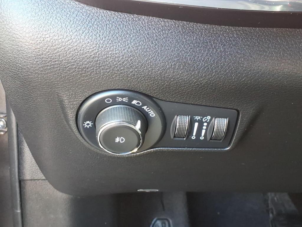 used 2022 Jeep Compass car, priced at $22,142