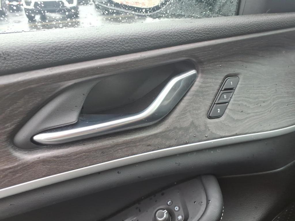 used 2023 Jeep Grand Cherokee car, priced at $32,885