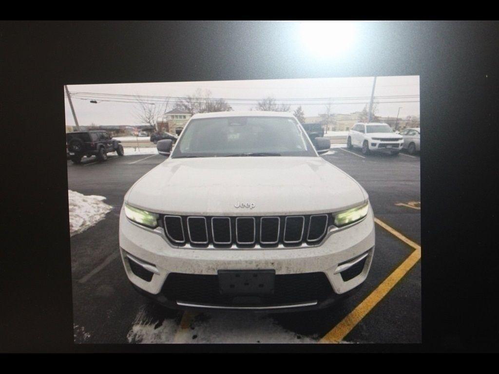 used 2023 Jeep Grand Cherokee car, priced at $33,790