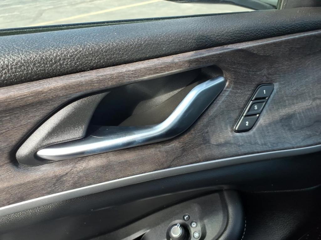 used 2023 Jeep Grand Cherokee L car, priced at $34,045