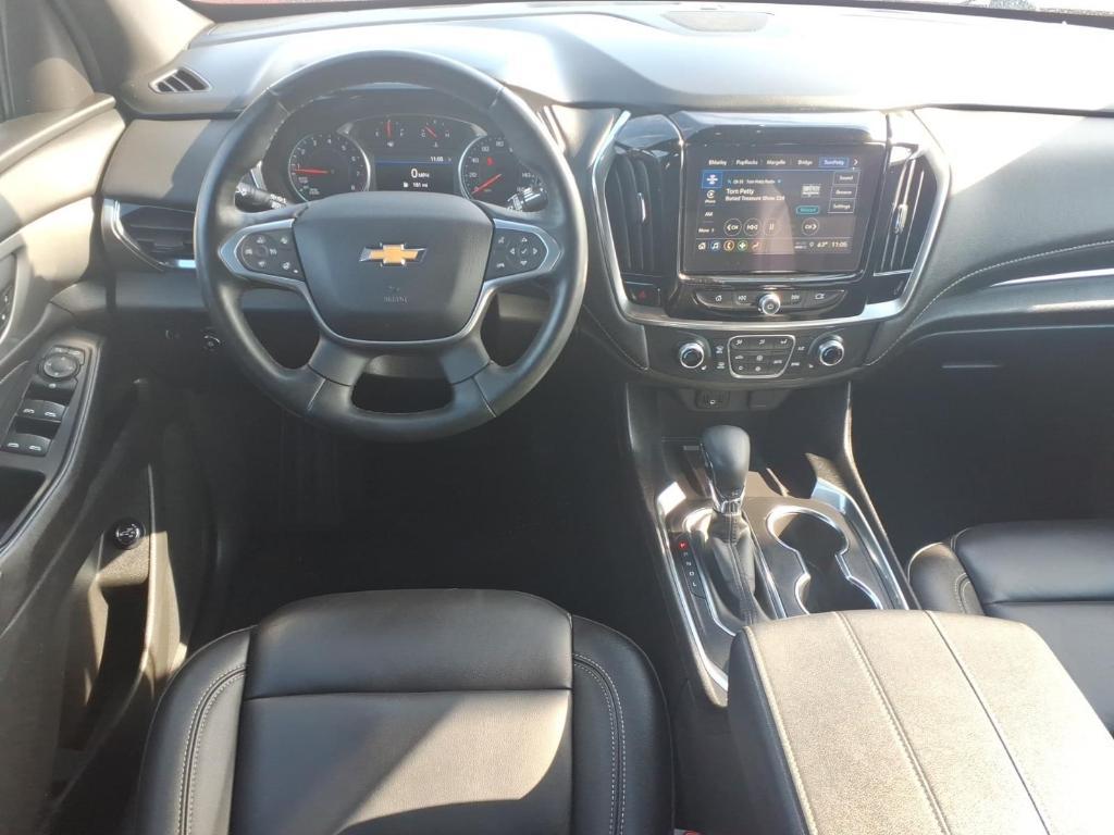 used 2023 Chevrolet Traverse car, priced at $29,457