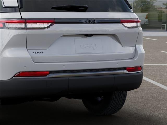 new 2026 Jeep Grand Cherokee car, priced at $47,079