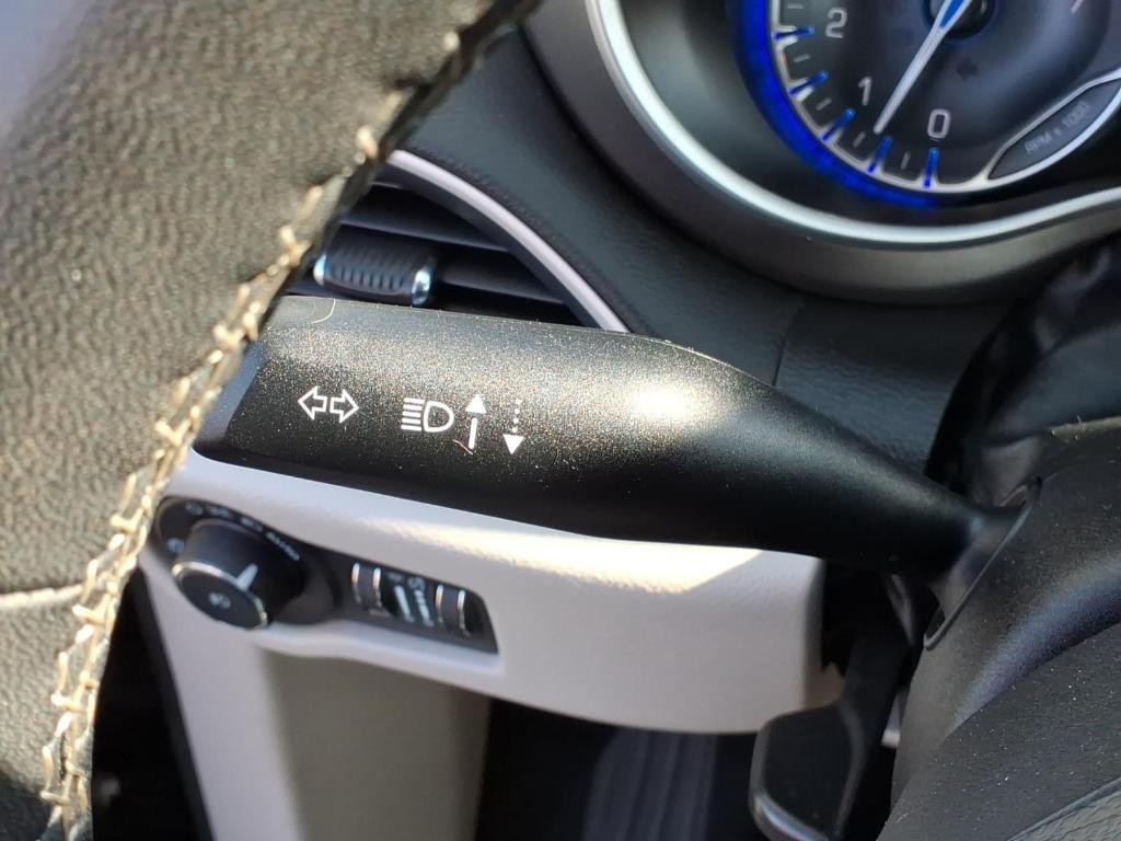 used 2023 Chrysler Pacifica car, priced at $23,855