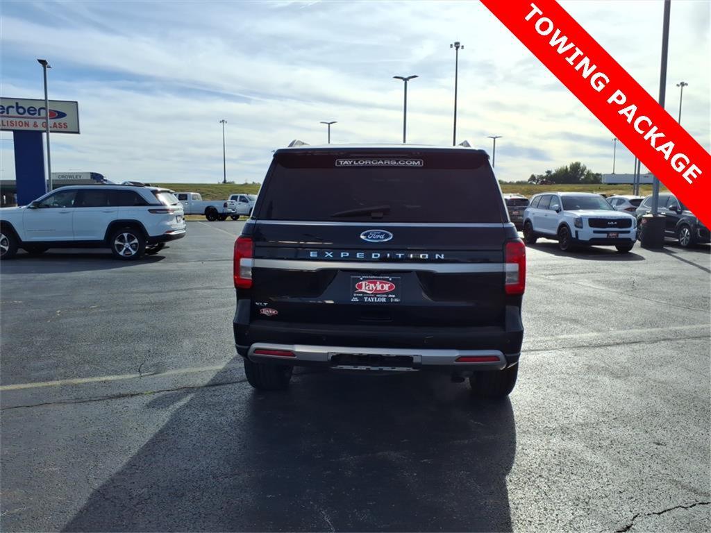 used 2022 Ford Expedition car, priced at $43,926
