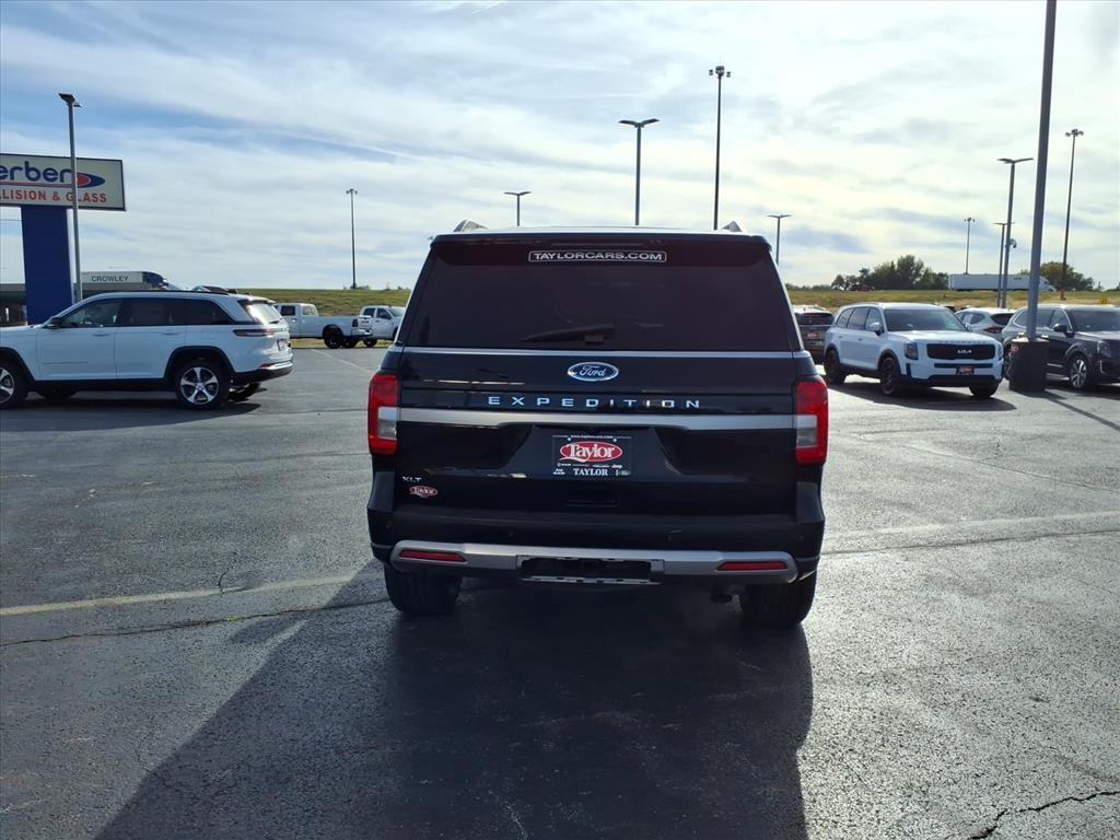 used 2022 Ford Expedition car, priced at $45,785
