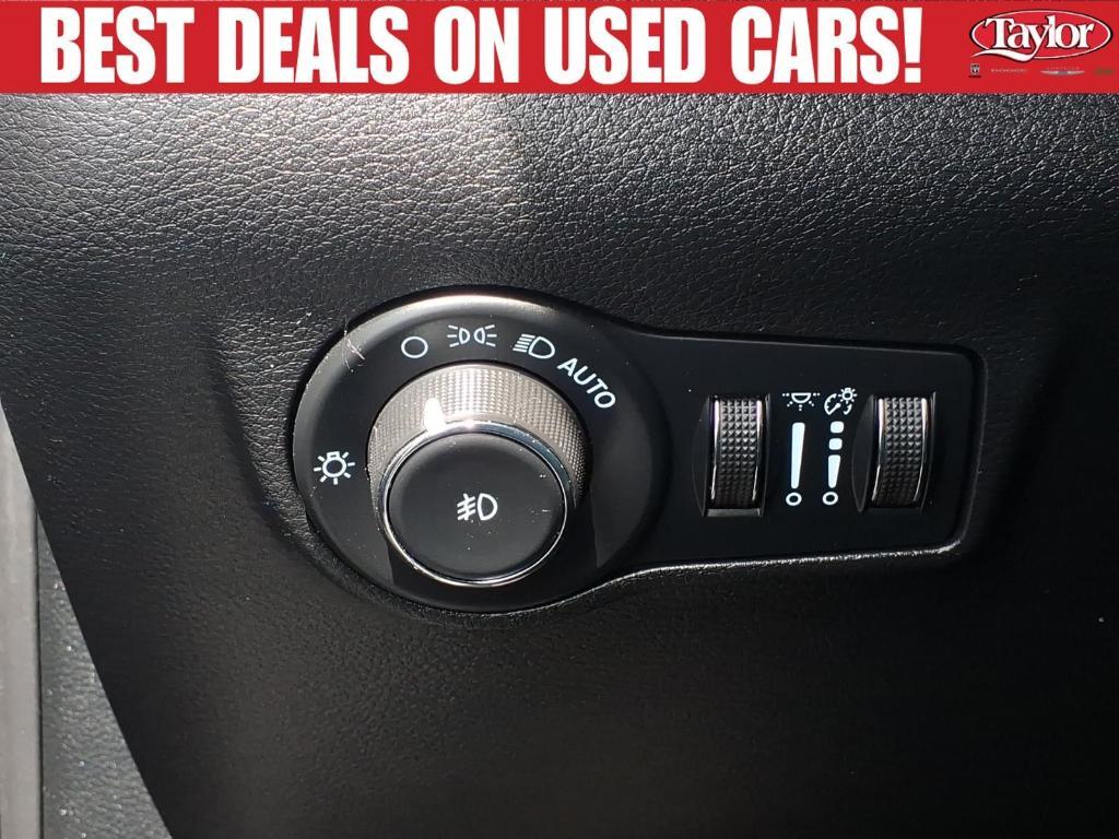used 2022 Jeep Compass car, priced at $25,869
