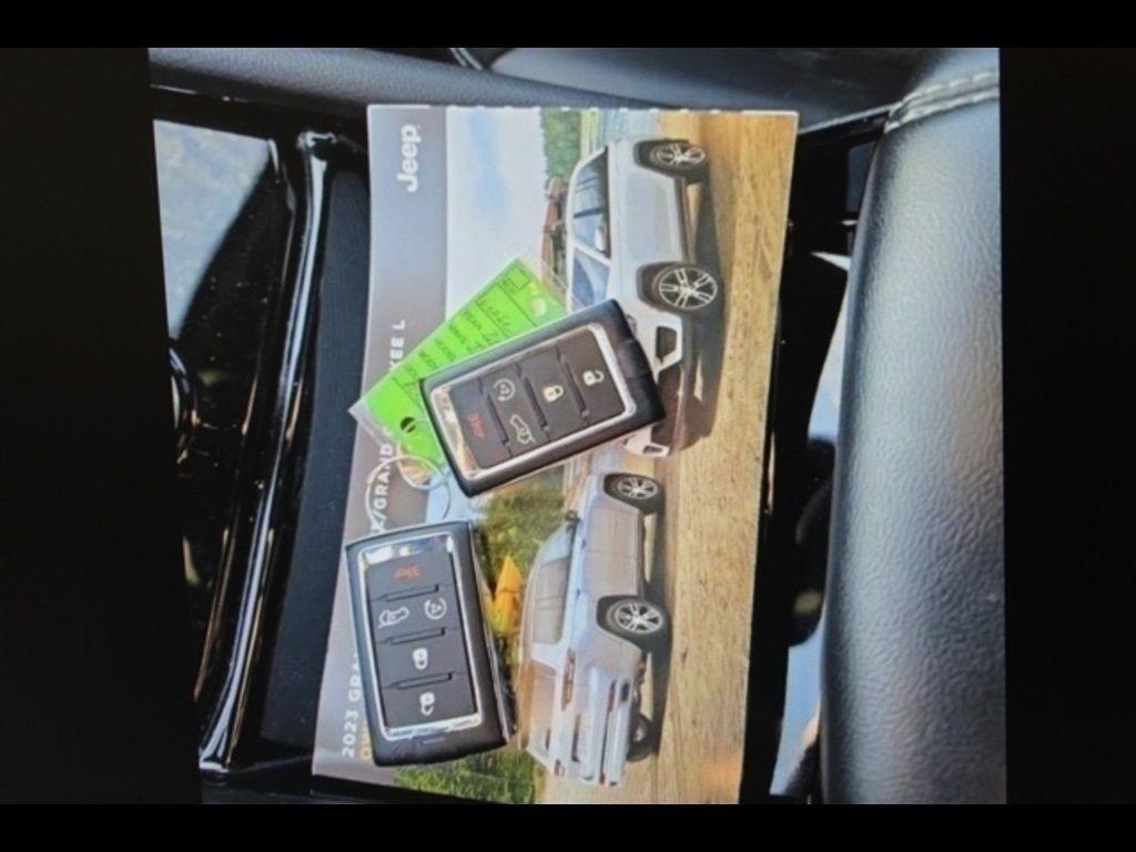 used 2023 Jeep Grand Cherokee car, priced at $33,583