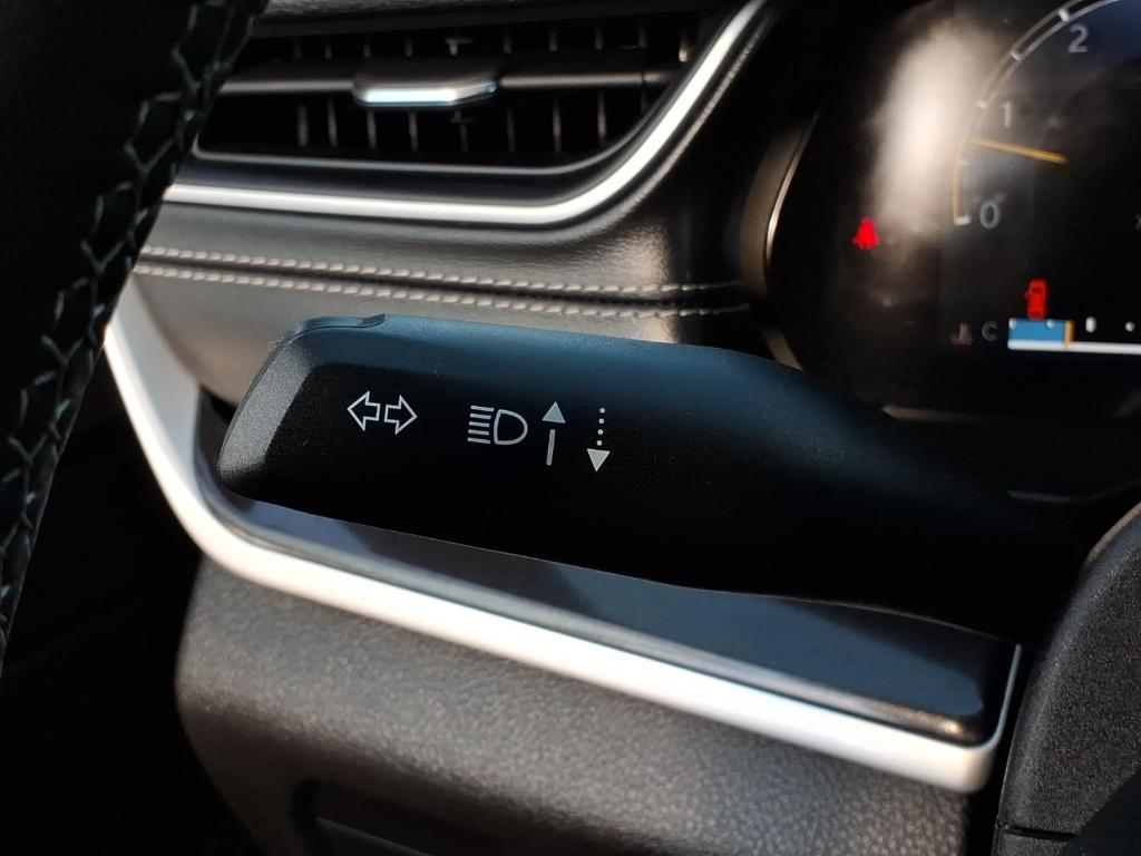 used 2023 Jeep Grand Cherokee car, priced at $34,792