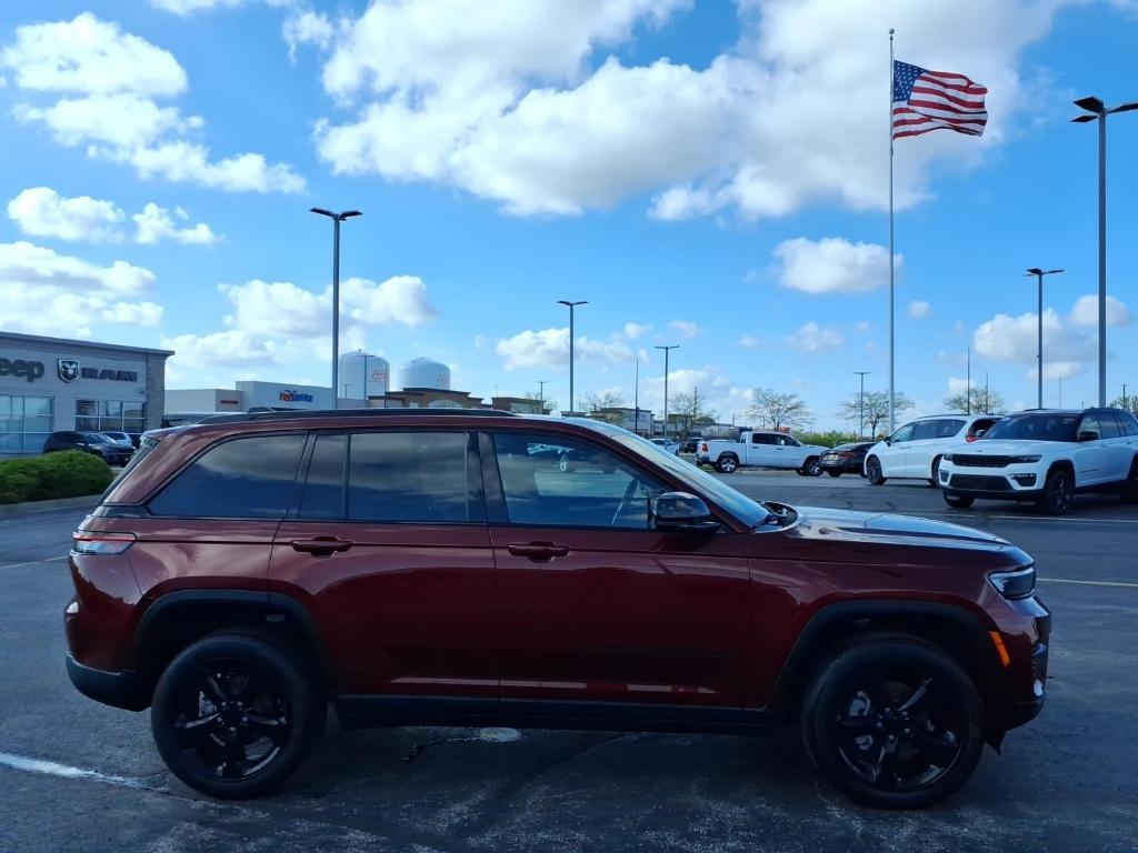 used 2023 Jeep Grand Cherokee car, priced at $34,792