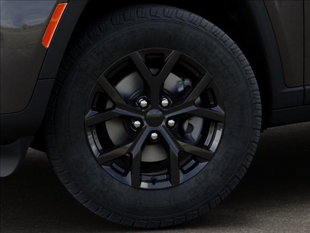 new 2026 Jeep Grand Cherokee car, priced at $47,615