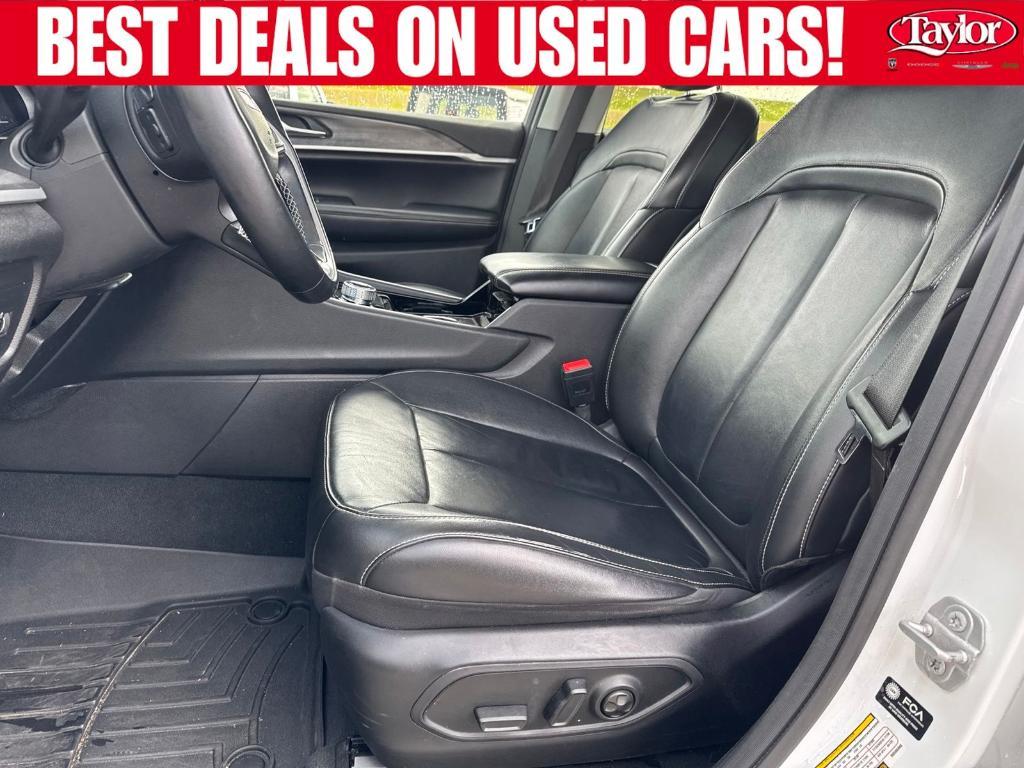 used 2022 Jeep Grand Cherokee L car, priced at $26,251