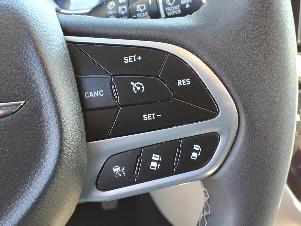 used 2023 Chrysler Pacifica car, priced at $24,024