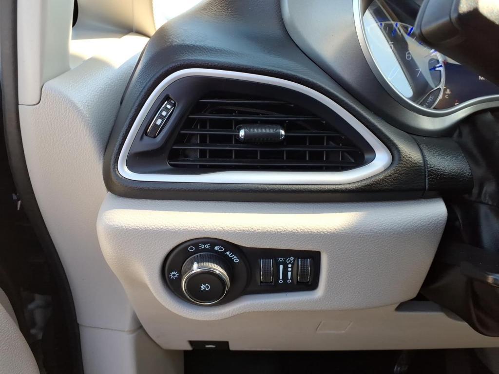 used 2023 Chrysler Pacifica car, priced at $24,024