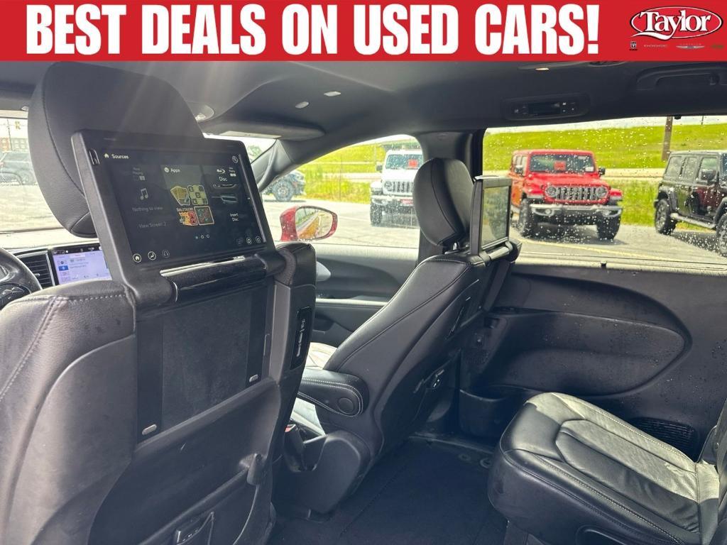 used 2021 Chrysler Pacifica car, priced at $19,377