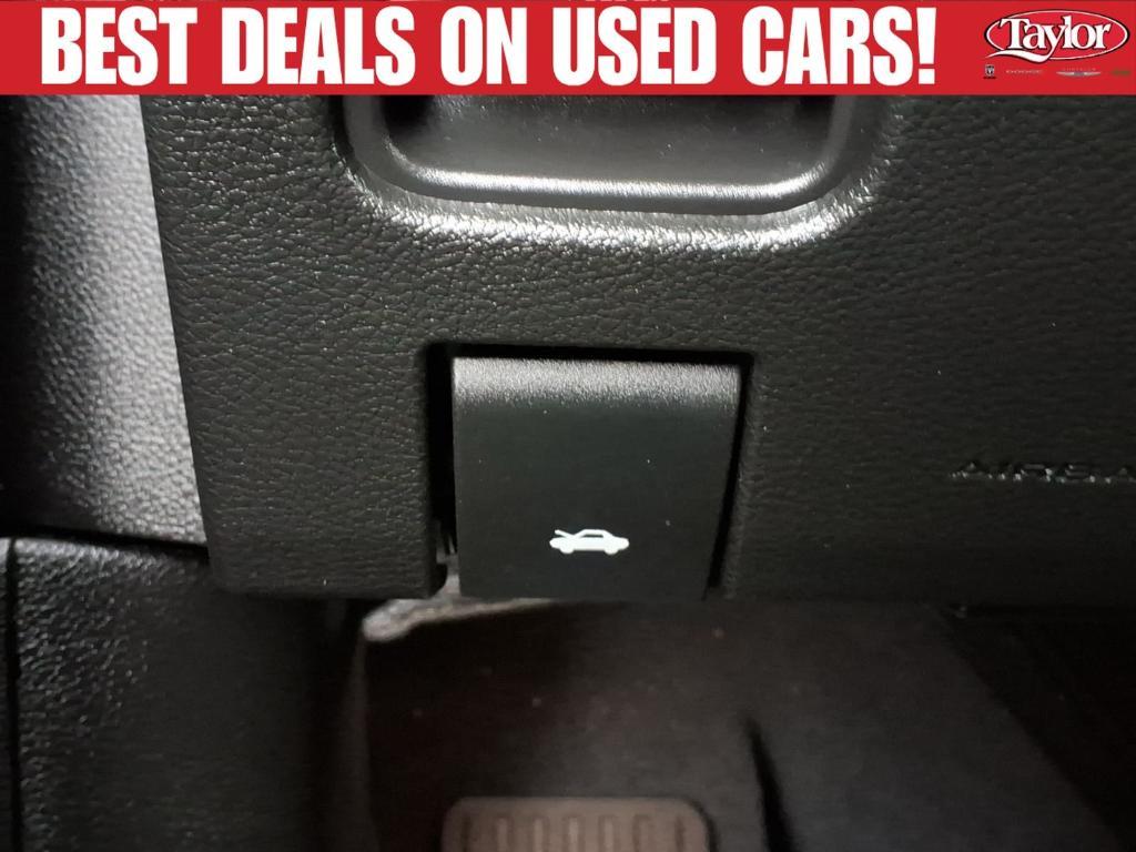 used 2023 Jeep Grand Cherokee car, priced at $30,757