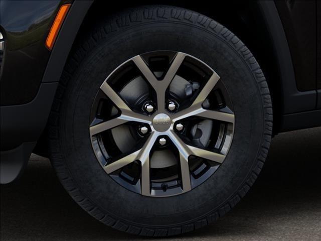 new 2025 Jeep Grand Cherokee car, priced at $43,378