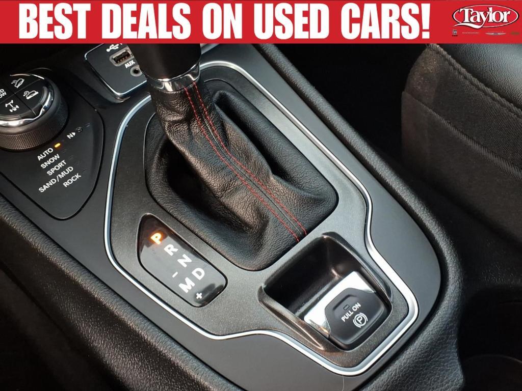used 2022 Jeep Cherokee car, priced at $27,015