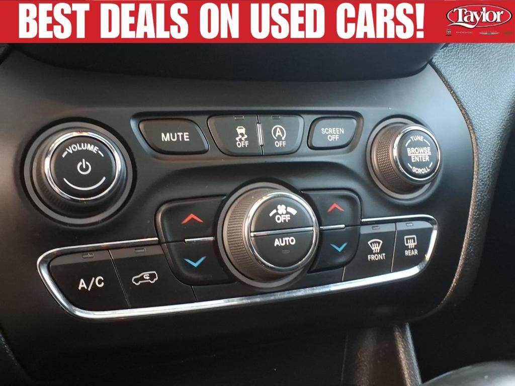 used 2022 Jeep Cherokee car, priced at $27,015