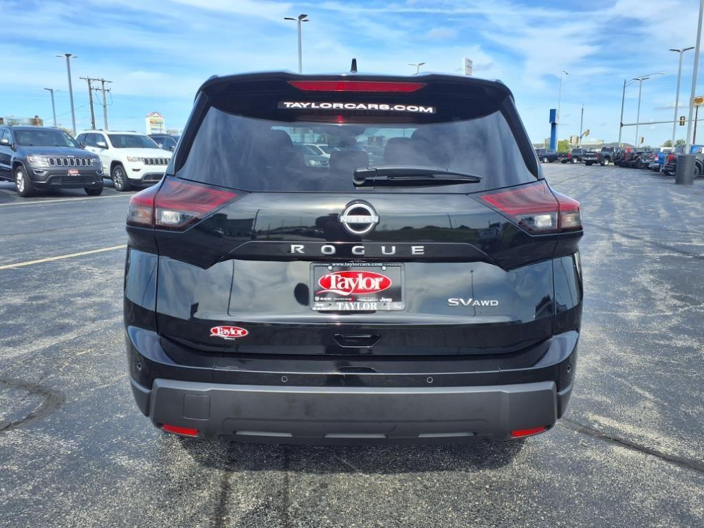 used 2024 Nissan Rogue car, priced at $20,957