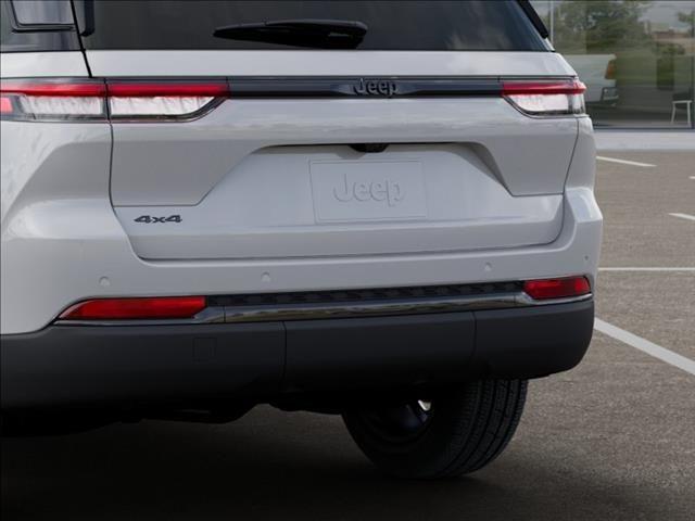 new 2025 Jeep Grand Cherokee car, priced at $46,194