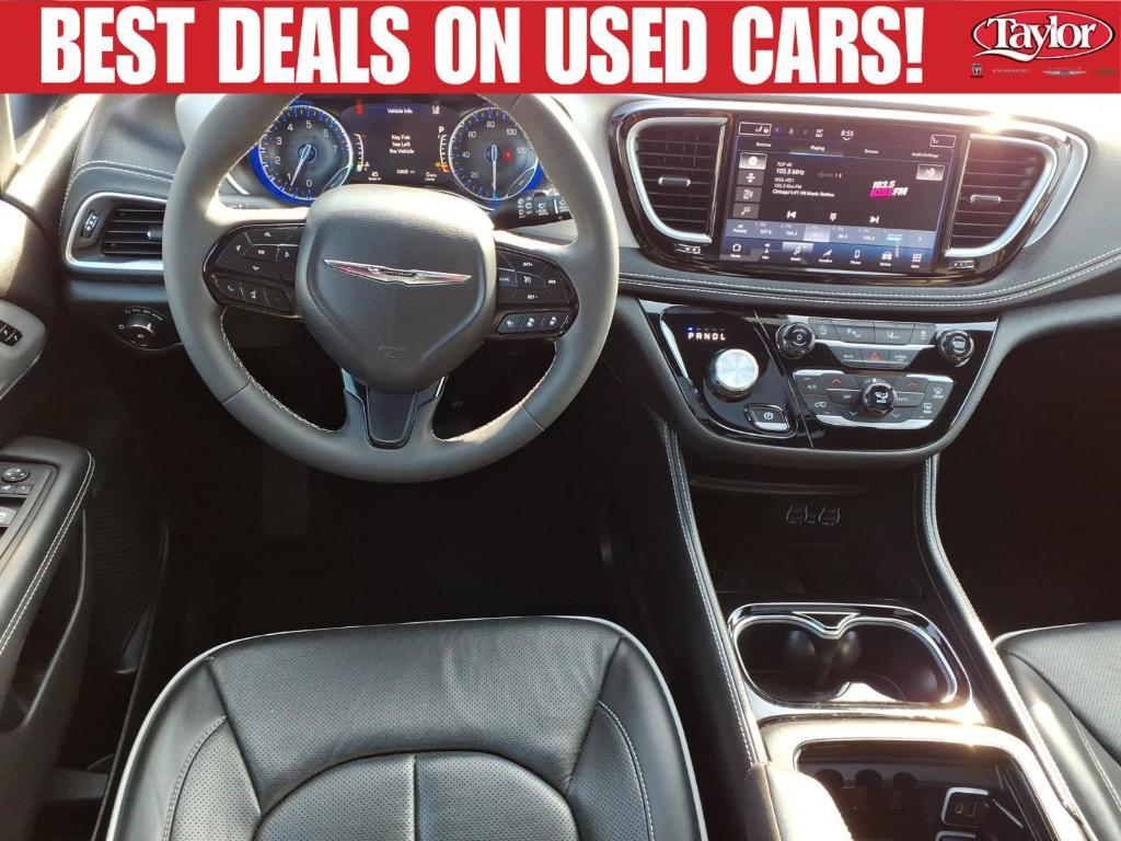 used 2025 Chrysler Pacifica car, priced at $38,302
