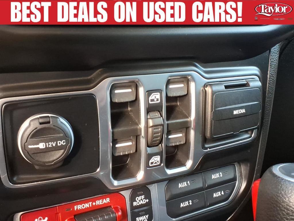 used 2022 Jeep Wrangler Unlimited car, priced at $31,194