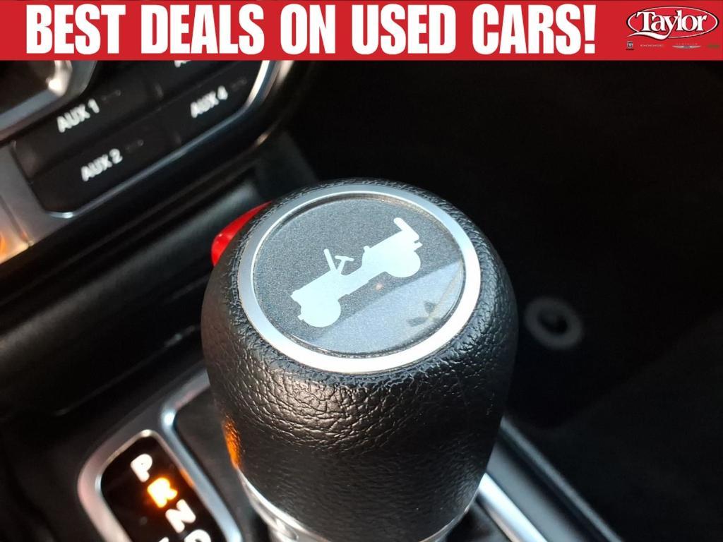 used 2022 Jeep Wrangler Unlimited car, priced at $31,194