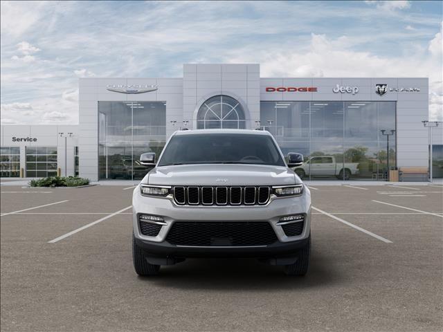 new 2025 Jeep Grand Cherokee car, priced at $40,500