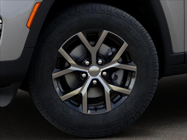 new 2025 Jeep Grand Cherokee car, priced at $46,378