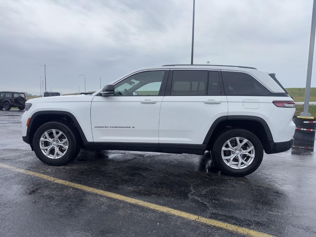 used 2023 Jeep Grand Cherokee car, priced at $34,758