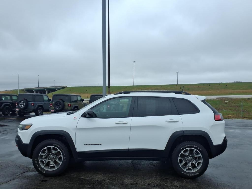 used 2022 Jeep Cherokee car, priced at $29,000