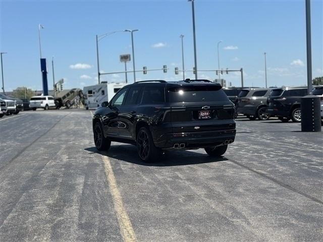 used 2024 Chevrolet Traverse car, priced at $47,806