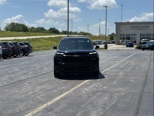 used 2024 Chevrolet Traverse car, priced at $47,806