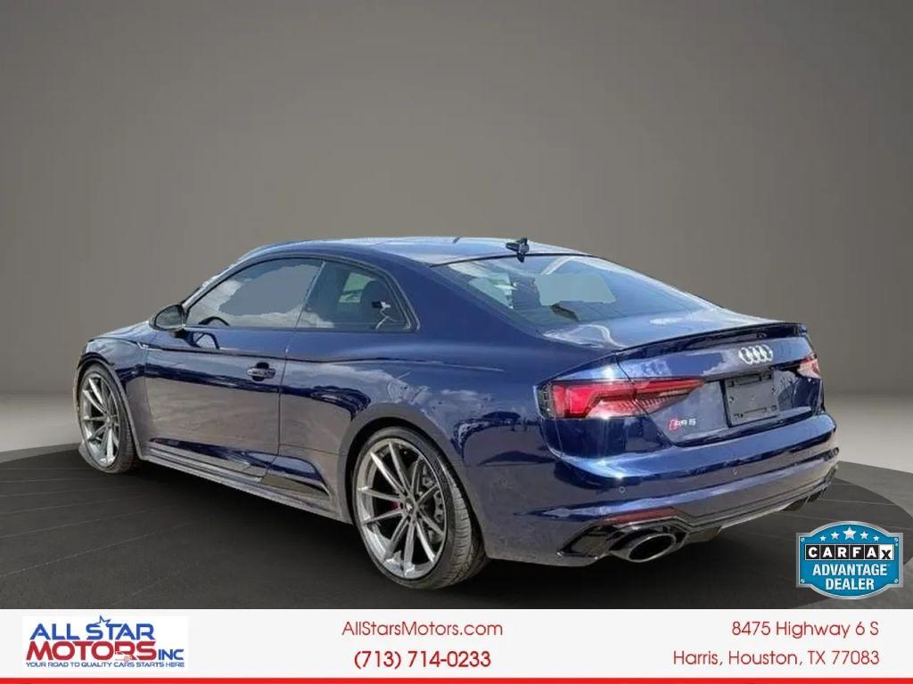 Audi RS5 view 10