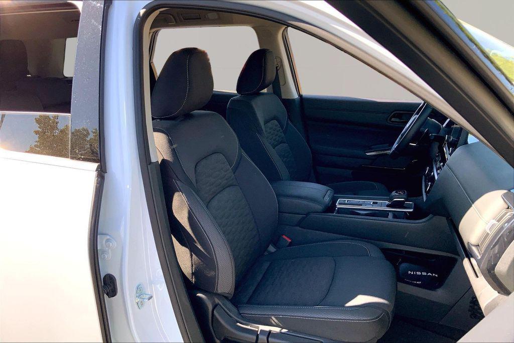 used 2025 Nissan Pathfinder car, priced at $32,383