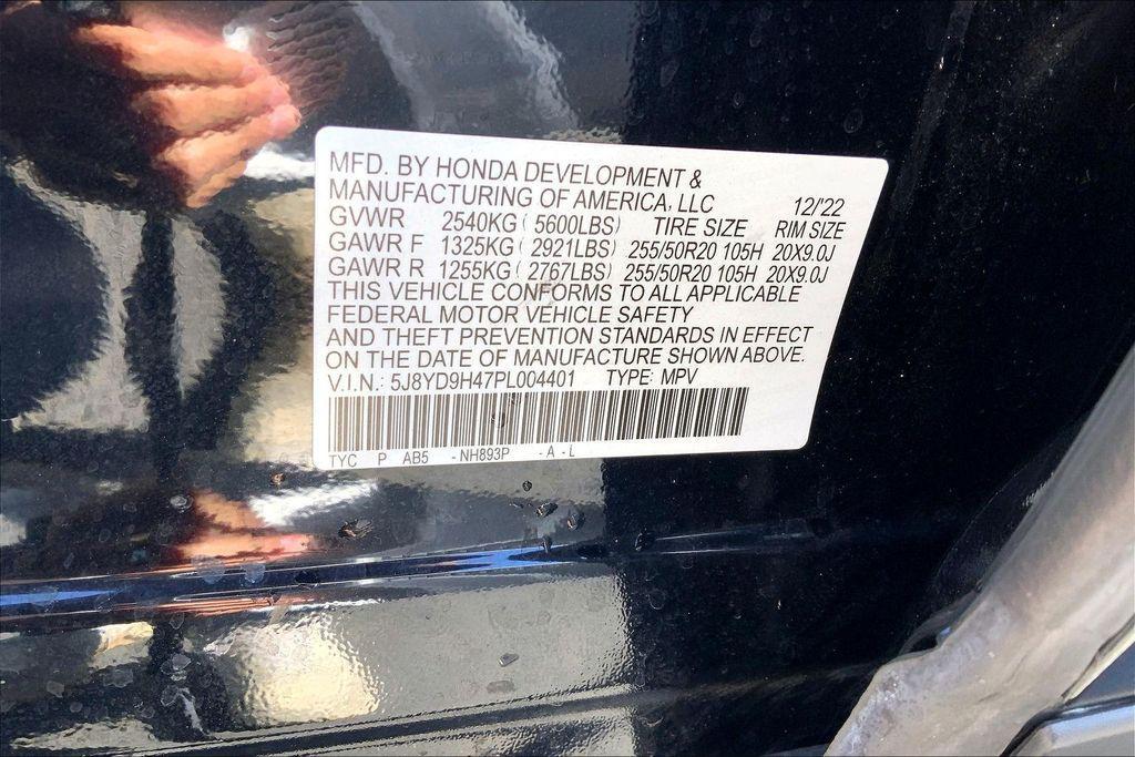 used 2023 Acura MDX car, priced at $42,850