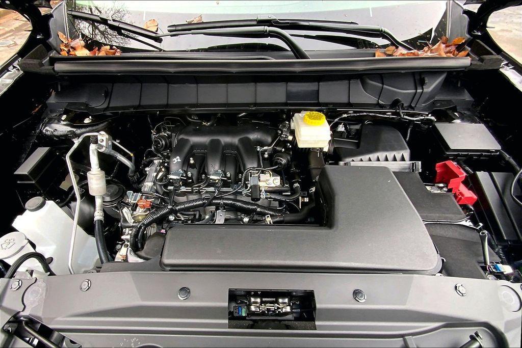 new 2025 Nissan Pathfinder car, priced at $34,860