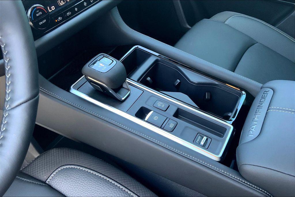 new 2025 Nissan Pathfinder car, priced at $36,075