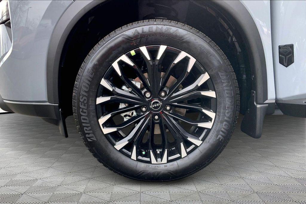 new 2026 Nissan Rogue car, priced at $33,050