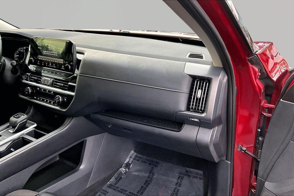 used 2022 Nissan Pathfinder car, priced at $31,278