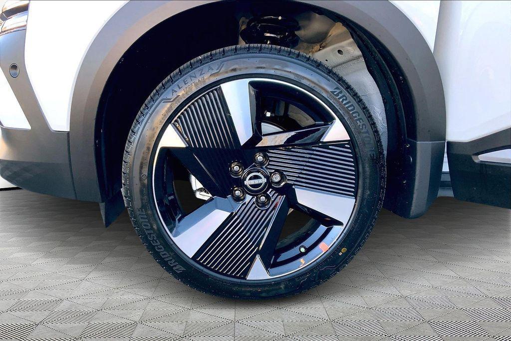 new 2026 Nissan Kicks car, priced at $30,524