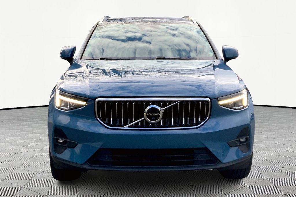 used 2023 Volvo XC40 car, priced at $26,543