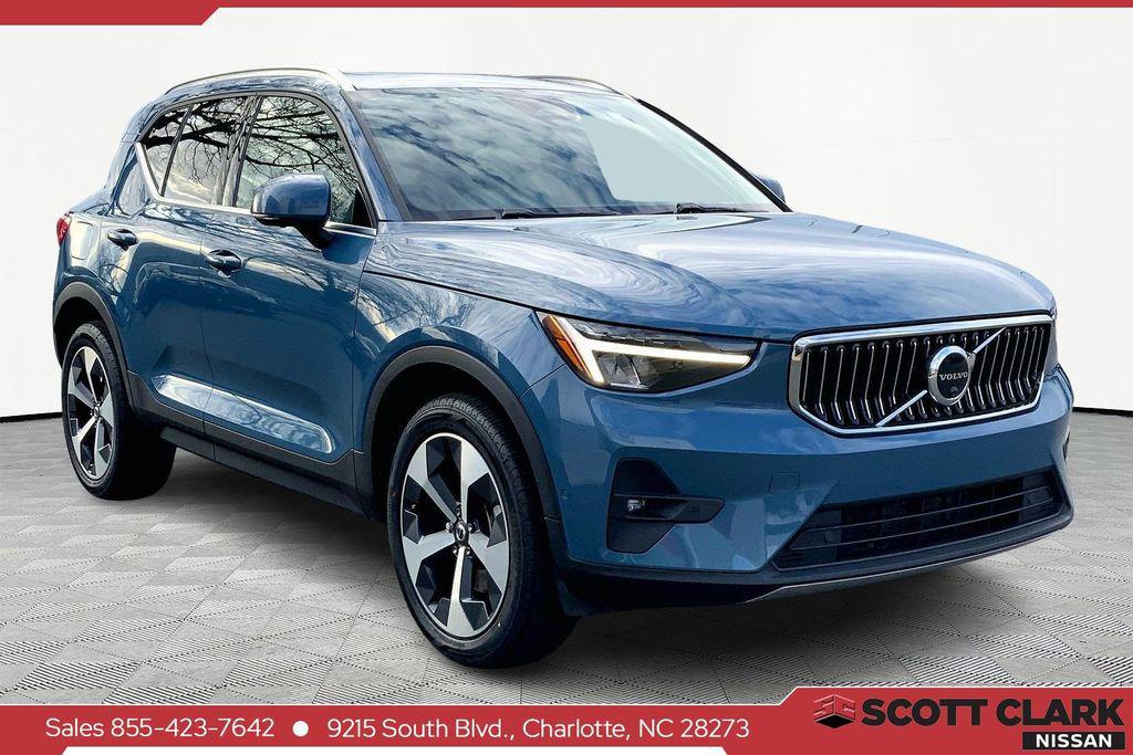 used 2023 Volvo XC40 car, priced at $26,543