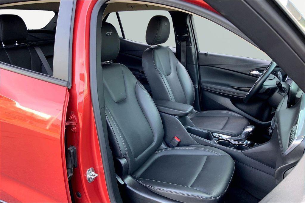 used 2024 Buick Encore GX car, priced at $19,810