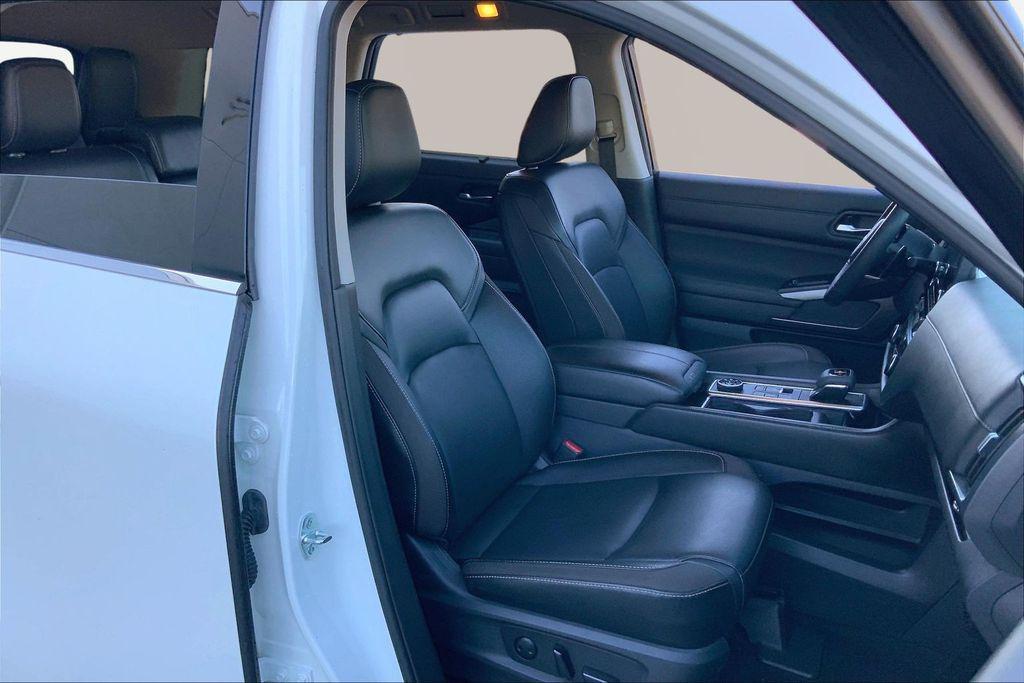 used 2023 Nissan Pathfinder car, priced at $29,119