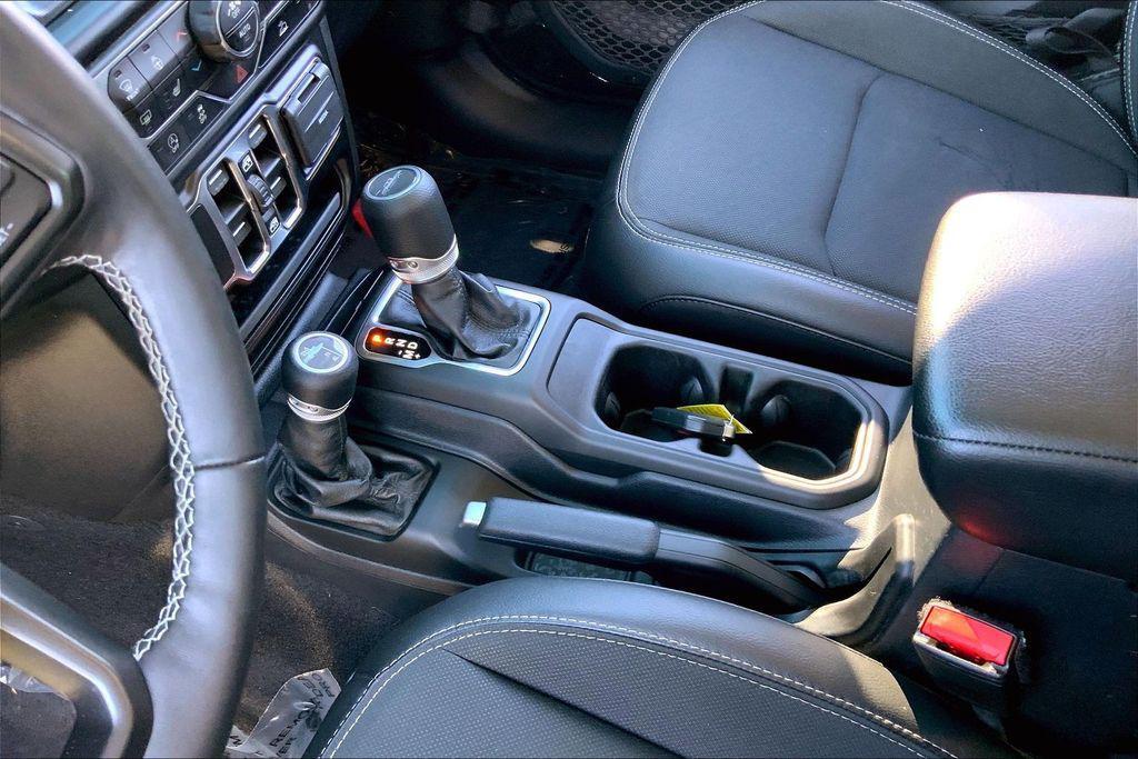 used 2021 Jeep Gladiator car, priced at $28,290