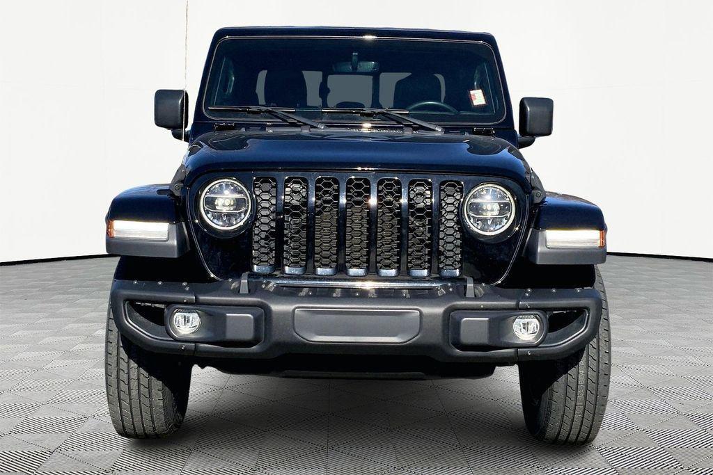 used 2021 Jeep Gladiator car, priced at $28,290